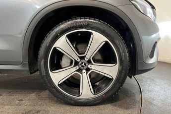 MERCEDES-BENZ GLC 2.1 GLC220d Urban Edition SUV 5dr Diesel G-Tronic+ 4MATIC Euro 6