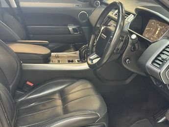 LAND ROVER RANGE ROVER SPORT 3.0 SD V6 HSE SUV 5dr Diesel Auto 4WD Euro 6 (s/s) (306 ps)