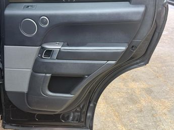 LAND ROVER RANGE ROVER SPORT 3.0 SD V6 HSE SUV 5dr Diesel Auto 4WD Euro 6 (s/s) (306 ps)