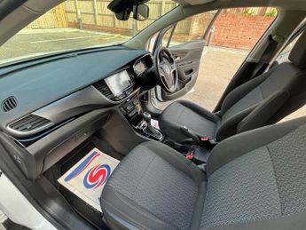 VAUXHALL MOKKA X 1.4i Turbo Design Nav SUV 5dr Petrol Auto Euro 6 (140 ps)