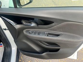 VAUXHALL MOKKA X 1.4i Turbo Design Nav SUV 5dr Petrol Auto Euro 6 (140 ps)