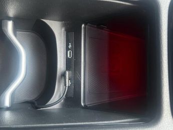 VOLKSWAGEN ID.4 Pro Performance 77kWh Life SUV 5dr Electric Auto (204 ps)