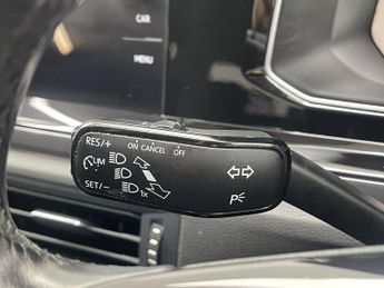 VOLKSWAGEN POLO 1.0 TSI GPF SEL Hatchback 5dr Petrol DSG Euro 6 (s/s) (115 ps)