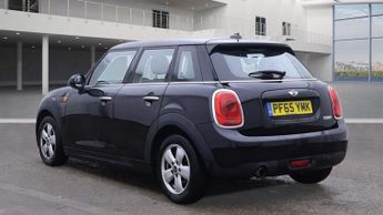 MINI HATCH 1.5 Cooper Hatchback 5dr Petrol Auto Euro 6 (s/s) (136 ps)