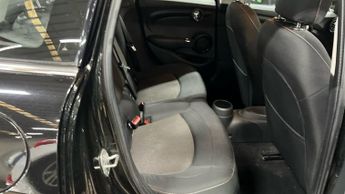 MINI HATCH 1.5 Cooper Hatchback 5dr Petrol Auto Euro 6 (s/s) (136 ps)