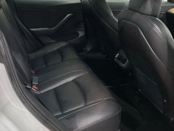 TESLA Model 3 (Dual Motor) Performance Saloon 4dr Electric Auto 4WDE (Performa