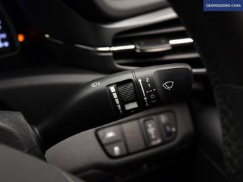 HYUNDAI IONIQ 1.6 h-GDi Premium Hatchback 5dr Petrol Hybrid DCT Euro 6 (s/s) (