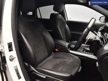 MERCEDES-BENZ GLA CLASS 1.3 GLA180 AMG Line SUV 5dr Petrol 7G-DCT Euro 6 (s/s) (136 ps)