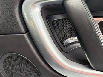 LAND ROVER DISCOVERY SPORT 2.0 TD4 Landmark SUV 5dr Diesel Auto 4WD Euro 6 (s/s) (180 ps)