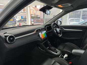 MG MG ZS 1.0 T-GDI Exclusive SUV 5dr Petrol Auto Euro 6 (111 ps)