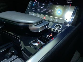 AUDI E-TRON 50 Technik SUV 5dr Electric Auto quattro 71.2kWh (11kW Charger) 