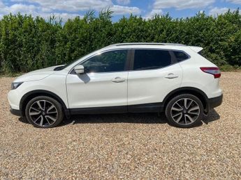 NISSAN QASHQAI 1.6 dCi Tekna SUV 5dr Diesel XTRON 2WD Euro 6 (s/s) (130 ps)
