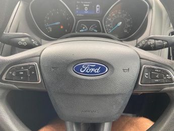 FORD FOCUS 1.0T EcoBoost 99g Style Hatchback 5dr Petrol Manual Euro 6 (s/s)