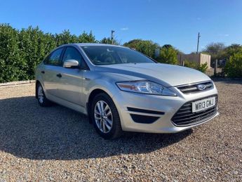 Ford Mondeo 2.0 TDCi Edge Hatchback 5dr Diesel Manual Euro 5 (140 ps)