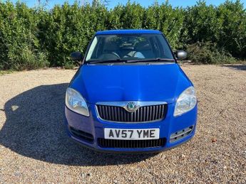 SKODA FABIA 1.2 HTP 6V 1 Hatchback 5dr Petrol Manual (140 g/km, 60 bhp)