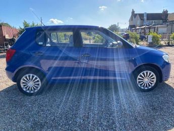 SKODA FABIA 1.2 HTP 6V 1 Hatchback 5dr Petrol Manual (140 g/km, 60 bhp)