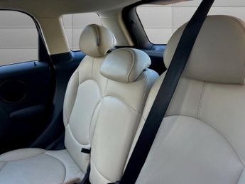 MINI COUNTRYMAN 1.6 Cooper SUV 5dr Petrol Auto ALL4 Euro 6 (122 ps)