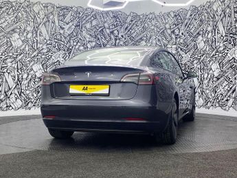 TESLA Model 3 Standard Range Plus Saloon 4dr Electric Auto RWD (241 bhp)