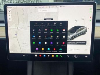 TESLA Model 3 Standard Range Plus Saloon 4dr Electric Auto RWD (241 bhp)