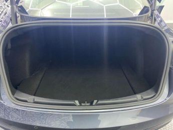 TESLA Model 3 Standard Range Plus Saloon 4dr Electric Auto RWD (241 bhp)