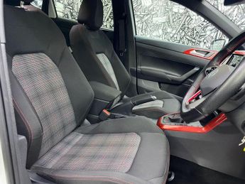 VOLKSWAGEN POLO 2.0 TSI GTI Hatchback 5dr Petrol DSG Euro 6 (s/s) (207 ps)