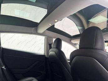 TESLA Model 3 (Dual Motor) Long Range Saloon 4dr Electric Auto 4WDE (346 ps)