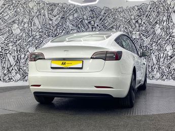 TESLA Model 3 Standard Range Plus Saloon 4dr Electric Auto RWD (241 bhp)