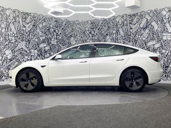 TESLA Model 3 Standard Range Plus Saloon 4dr Electric Auto RWD (241 bhp)