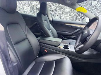 TESLA Model 3 Standard Range Plus Saloon 4dr Electric Auto RWD (241 bhp)