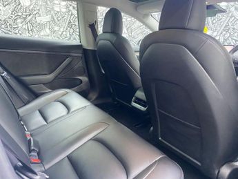 TESLA Model 3 Standard Range Plus Saloon 4dr Electric Auto RWD (241 bhp)