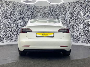 TESLA Model 3 Standard Range Plus Saloon 4dr Electric Auto RWD (241 bhp)