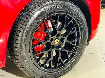 PORSCHE MACAN 3.0T V6 GTS SUV 5dr Petrol PDK 4WD Euro 6 (s/s) (360 ps)