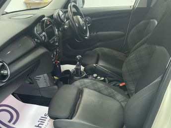 MINI HATCH 1.5 Cooper Hatchback 5dr Petrol Manual Euro 6 (s/s) (136 ps) - A