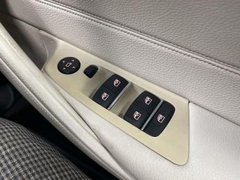 BMW 5 SERIES 2.0 520d SE Touring 5dr Diesel Auto Euro 6 (s/s) (190 ps) - AA I