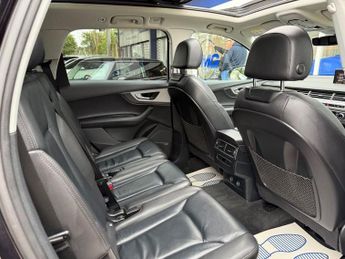 AUDI Q7 3.0 TDI V6 e-tron SUV 5dr Diesel Plug-in Hybrid Tiptronic quattr