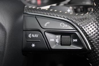 AUDI Q5 2.0 TDI S line SUV 5dr Diesel S Tronic quattro Euro 6 (s/s) (190