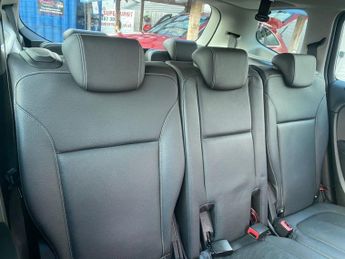 VAUXHALL ZAFIRA TOURER 1.4i Turbo SRi Nav MPV 5dr Petrol Manual Euro 6 (140 ps)