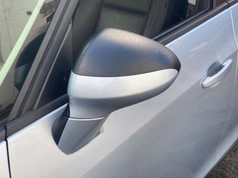 VAUXHALL ZAFIRA TOURER 1.4i Turbo SRi Nav MPV 5dr Petrol Manual Euro 6 (140 ps)