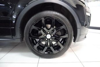 LAND ROVER RANGE ROVER EVOQUE 2.0 TD4 HSE Dynamic SUV 5dr Diesel Auto 4WD Euro 6 (s/s) (180 ps