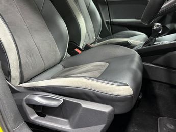 AUDI A1 1.5 TFSI 35 S line Contrast Edition Sportback 5dr Petrol S Troni