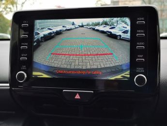 TOYOTA YARIS 1.5 VVT-h Design Hatchback 5dr Petrol Hybrid E-CVT Euro 6 (s/s) 