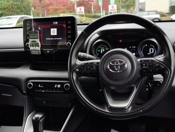 TOYOTA YARIS 1.5 VVT-h Design Hatchback 5dr Petrol Hybrid E-CVT Euro 6 (s/s) 