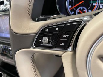 BENTLEY BENTAYGA 4.0 V8 SUV 5dr Petrol Auto 4WD Euro 6 (s/s) (550 ps)