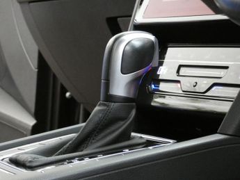 VOLKSWAGEN PASSAT 1.4 TSI 13kWh GTE Advance Estate 5dr Petrol Plug-in Hybrid DSG E