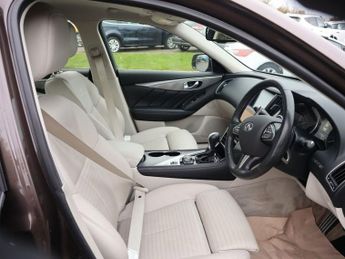 INFINITI Q50 3.5h V6 S Saloon 4dr Petrol Hybrid Auto AWD Euro 5 (s/s) (364 ps