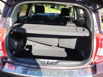 TOYOTA URBAN CRUISER 1.4 D-4D SUV 5dr Diesel Manual 4WD Euro 5 (90 ps)