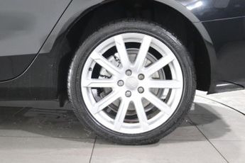 AUDI A4 AVANT 2.0 TDI SE Technik Estate 5dr Diesel Multitronic Euro 5 (s/s) (1