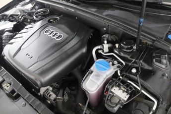 AUDI A4 AVANT 2.0 TDI SE Technik Estate 5dr Diesel Multitronic Euro 5 (s/s) (1