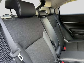 HONDA HR-V 1.5 h i-MMD Elegance CVT Euro 6 (s/s) 5dr
