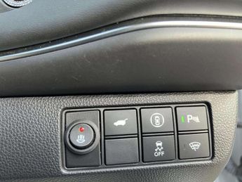 HONDA HR-V 1.5 h i-MMD Elegance CVT Euro 6 (s/s) 5dr